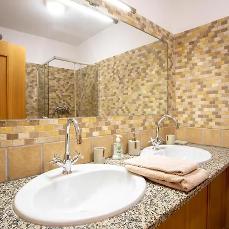 Cozy & Luxurious Getaway - 3 Decks Oceanview & Pool - Sao Jose *