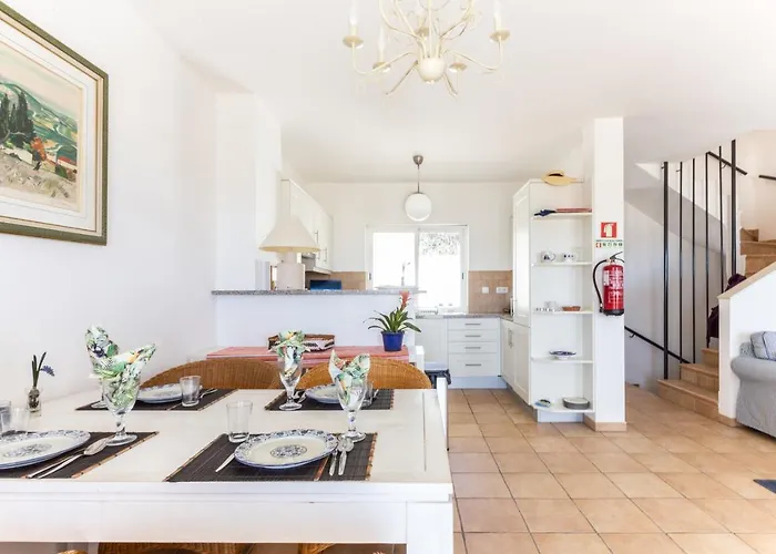 Cozy & Luxurious Getaway - 3 Decks Oceanview & Pool - Sao Jose 公寓 *