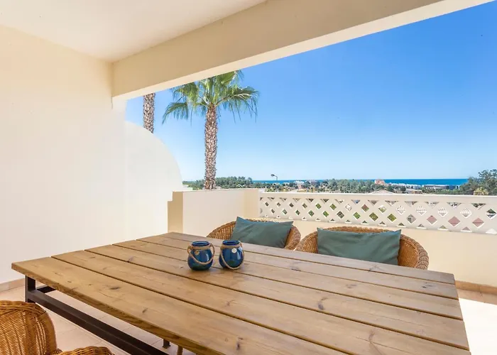 Cozy & Luxurious Getaway - 3 Decks Oceanview & Pool - Sao Jose *